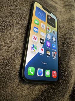 iPhone 13 green