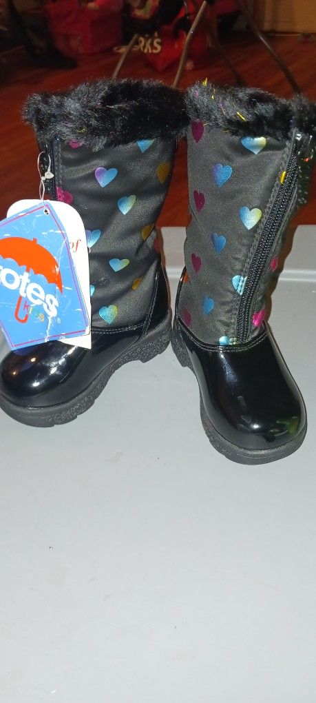 Totes Rain/Snow Boots Size 5 