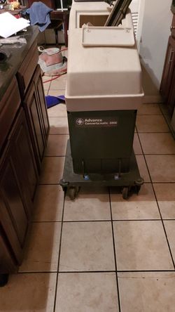 Industrial floor cleaner