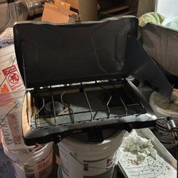 Coleman Two Burner Gas Stove With Gas Bottle