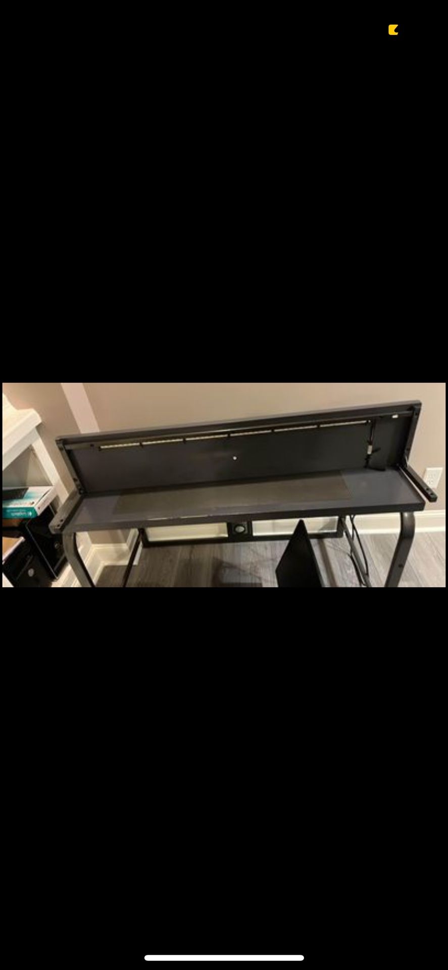 Gaming computer Desk W/LED Hutch & Remote
