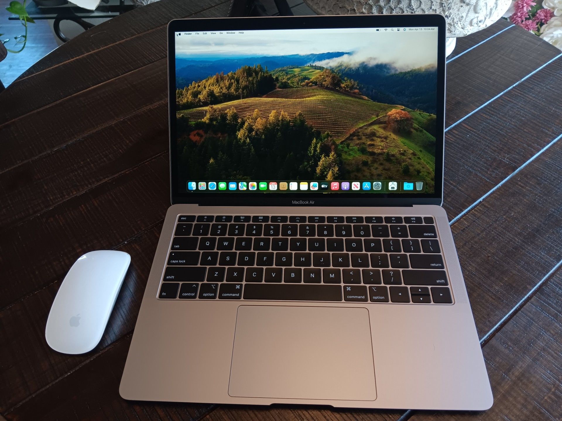 LIKE NEW! 2018 Macbook Air(13inch)