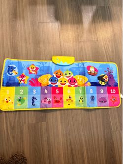 Baby Shark Floor Piano