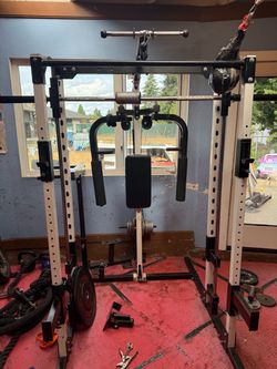 Power Rack with Cable Pulley and Lat Pulldown