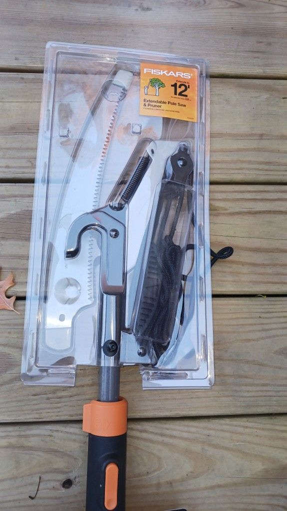 Fiskars Limb Trimmer ×2