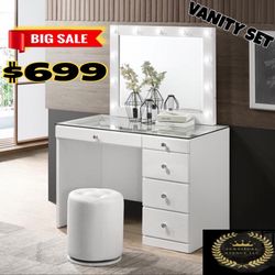 Beautiful Vanity Set