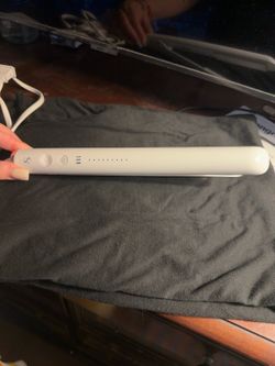 T3 hair straightener and curler