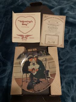 Collectible Plate Valentines Day , Knowels