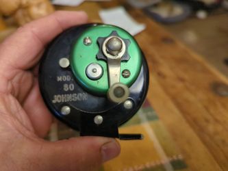 Vintage Johnson Model 80 Fishing Reel