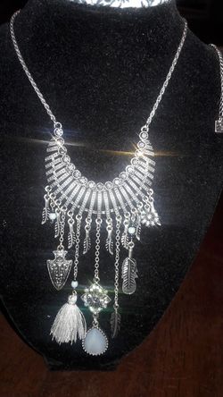 Hermoso collar original de park lane