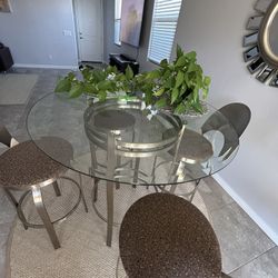 Round Dining Table With 4 Chairs