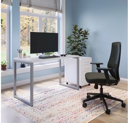 Computer desk