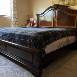 King Size Bed And Dresser 