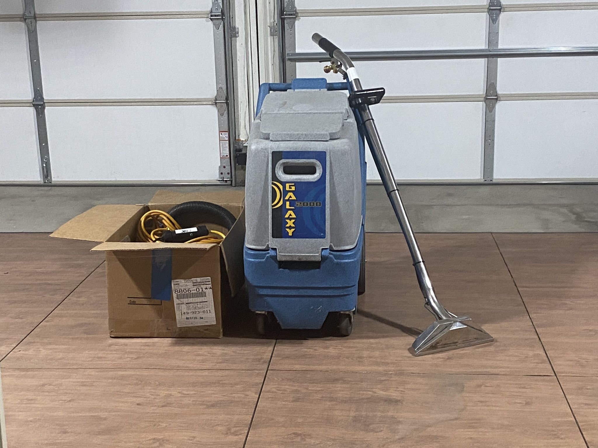 Carpet Cleaner With External Heater