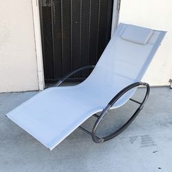 (New) $45 Outdoor Zero Gravity Rocking Chair for Patio Pool Garden All-Weather with Pillow 