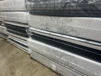 MATTRESS AND FURNITURE GREAT QUALITY
