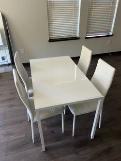 Modern White Dining Table + 4 Chairs