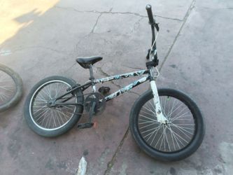 Diamond back joker bmw trick bike