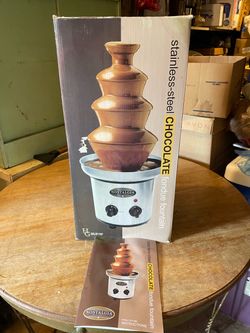 Chocolate Fondue Fountain