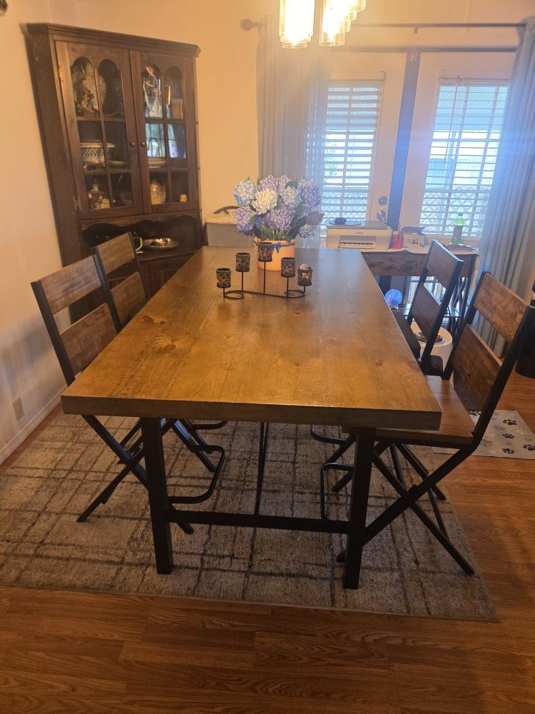 Dining Room Table And Chairs