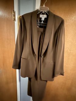 Mocha Brown Women’s Suit size 8