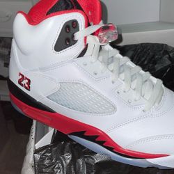 Jordan 5 Fire Red Black Tongue
