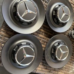 Mercedes Amg Hubcap 25km