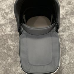 Joolz Hub+ Bassinet