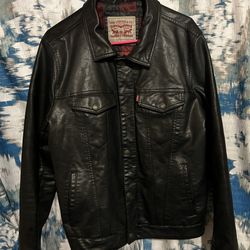 Levi’s Jacket Size M