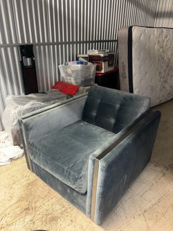 Velvet Accent Chair