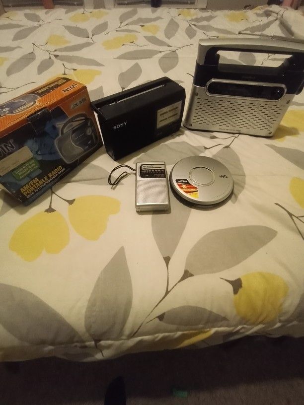 Vintage Radios Works Great