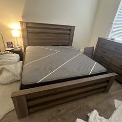 King Bed Frame - Ashley Furniture 