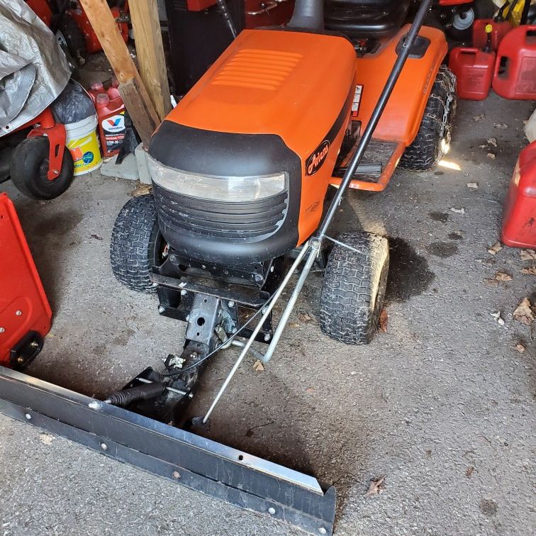 Ariens 42in Lawn Tractor For Sale