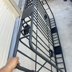 Universal Roof Rack Color Black 