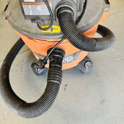 Ridgid 12 Gallon Wet & Dry Vacuum 