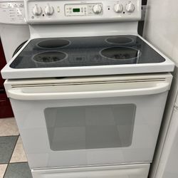 Ge Electric Stove( Delivery Available)