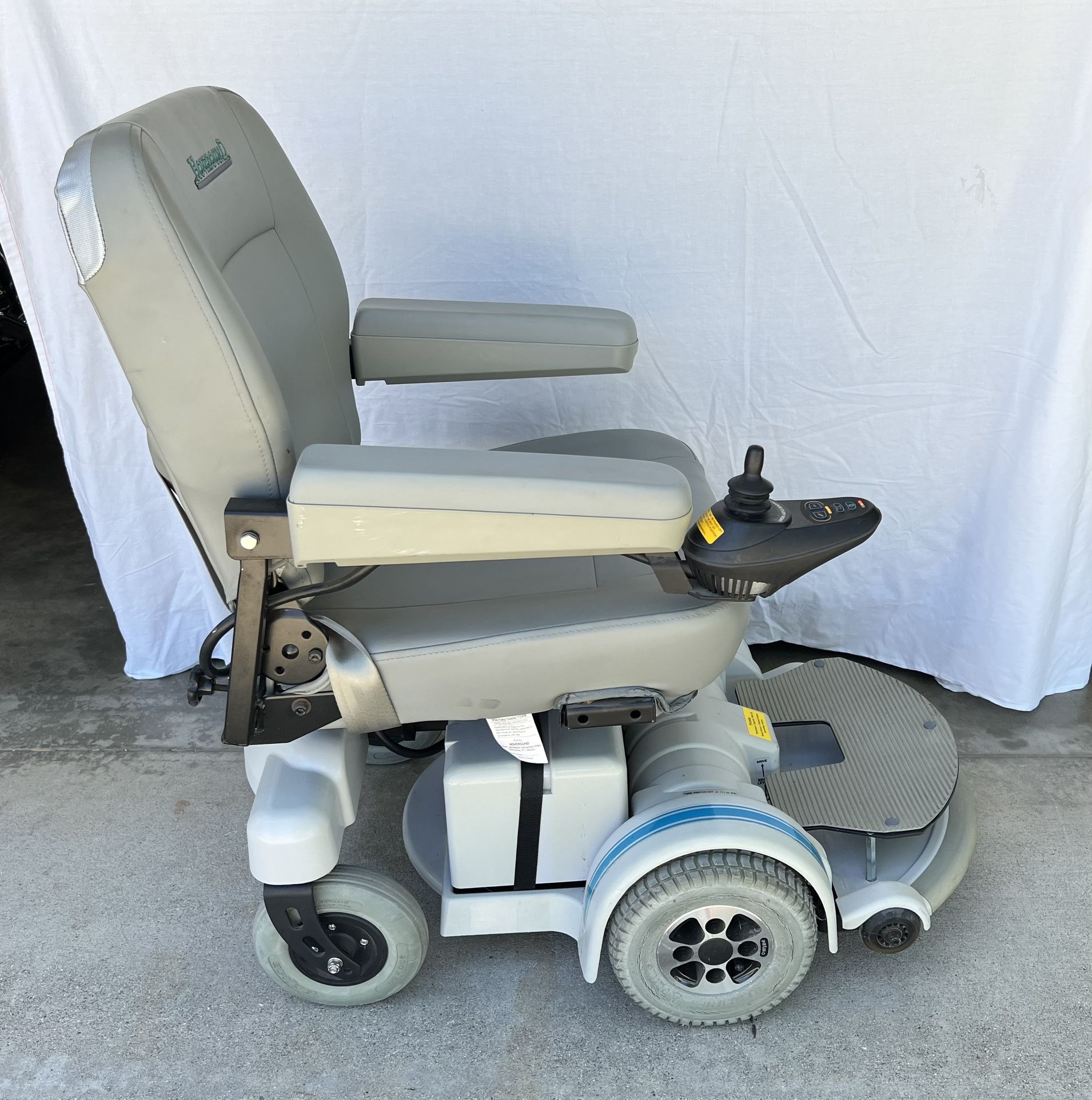 Hoveround MPV5 Electric Wheelchair Like New with 2 NEW Batteries for