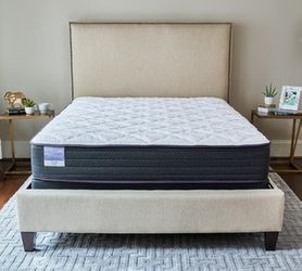 Full Size Sleepy’s Hush Plush Mattress Never Used