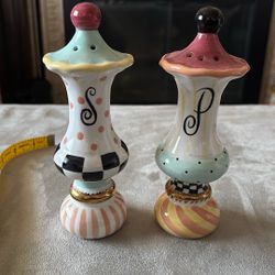 Salt & Pepper Shakers
