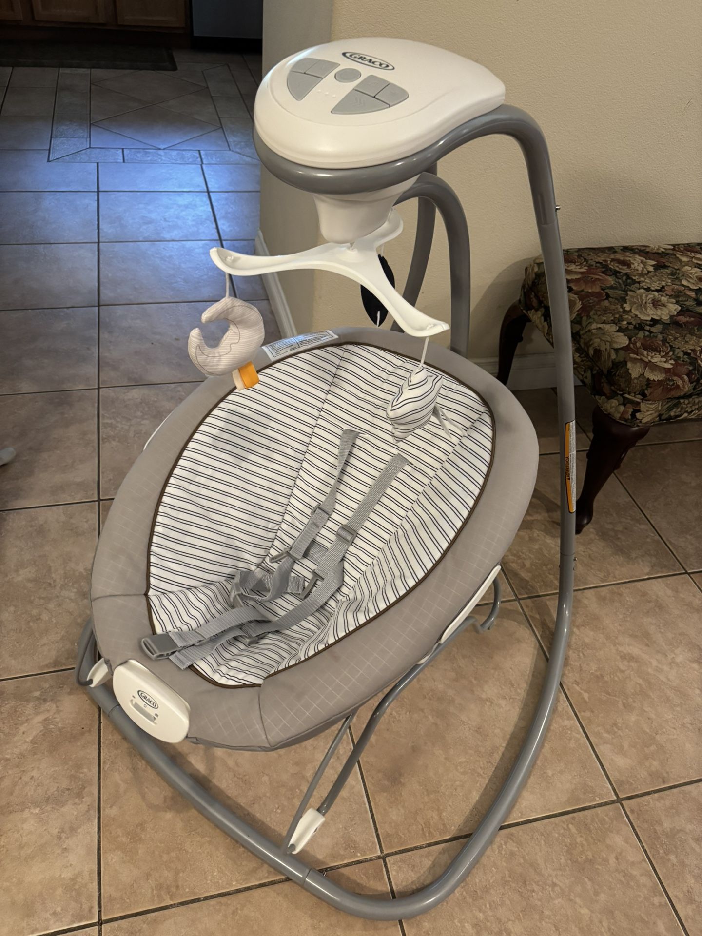Graco DuetConnect Deluxe Multi-Direction Baby Swing and Bouncer