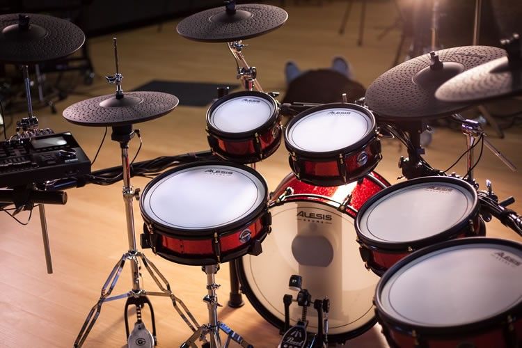 Alesis Strike Pro SE With Hardware
