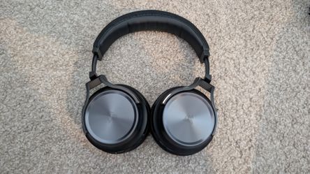 CORSAIR VIRTUOSO RGB WIRELESS XT