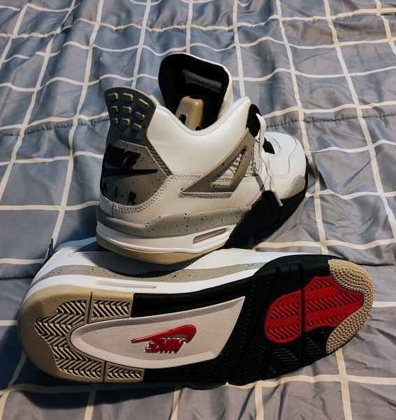 CEMENT JORDAN 4 (BRAND NEW)