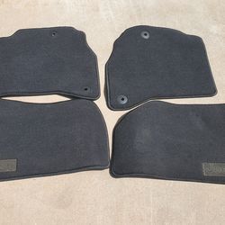 Like new Jeep JL/JT factory floor mats