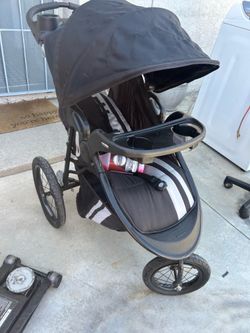 Jogger stroller