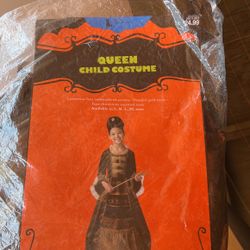 Queen Child Costime Size 8-10