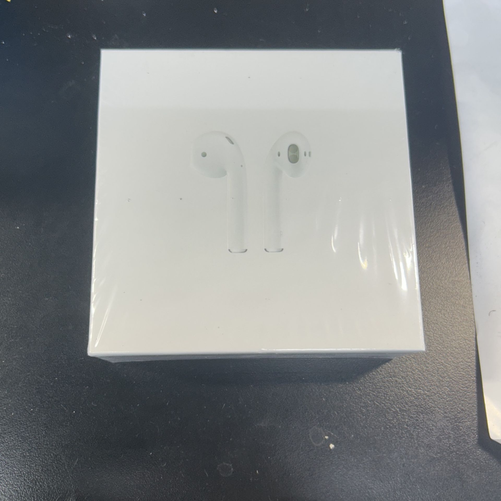 AirPods