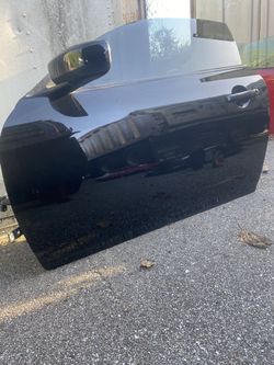 Infiniti G37 coupe Doors,trunks,an Rear Bumper