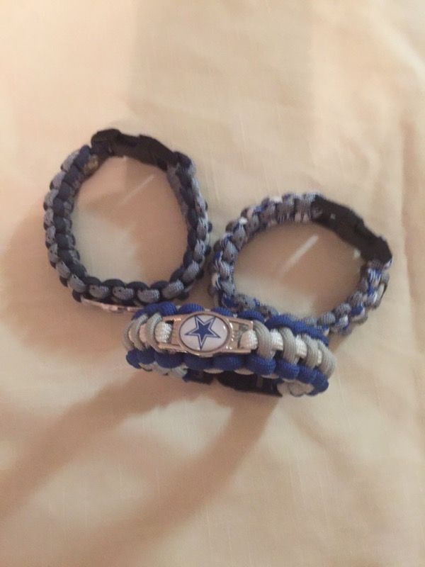 Dallas Cowboys paracord bracelet.......