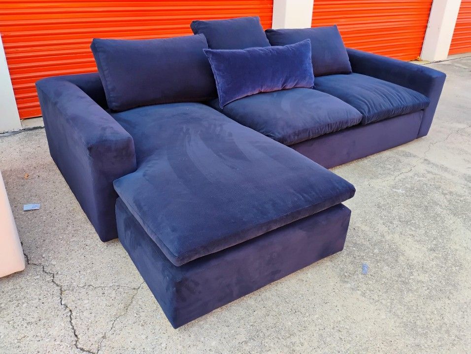 Living Spaces Cloud Sectional FREE DELIVERY 